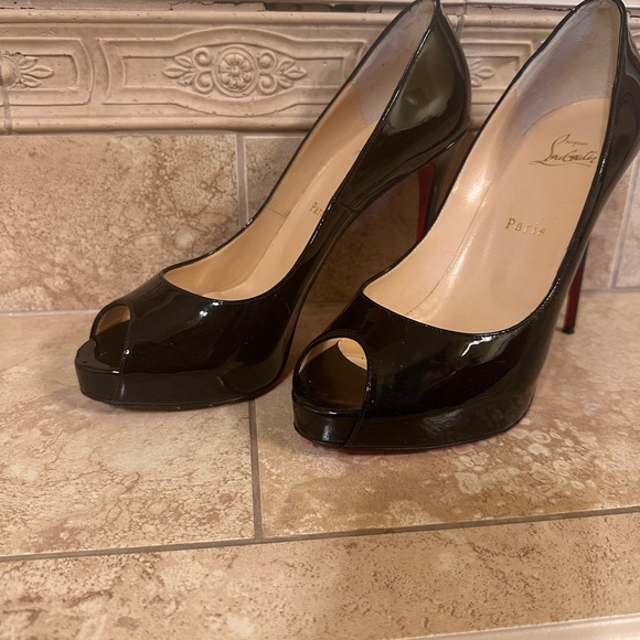Very Prive 120 patent Christian Louboutin - Picture 4 of 5